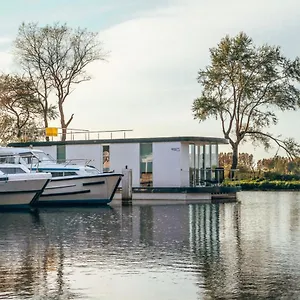 Homeboat Glamping Bateau-hôtel